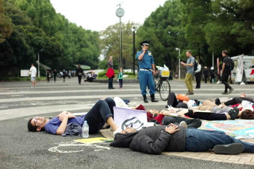 Extinction Rebellion climate protest arrives in Tokyo with ‘die-in’ at Yoyogi Park